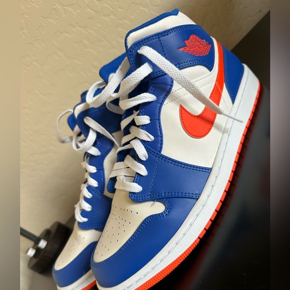 Ike Jordan One Mid Nix RARE worn once - Picture 1 of 6